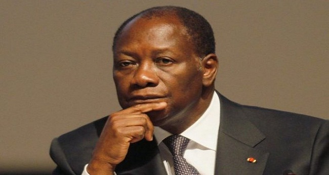 le président ivoirien en difficulté