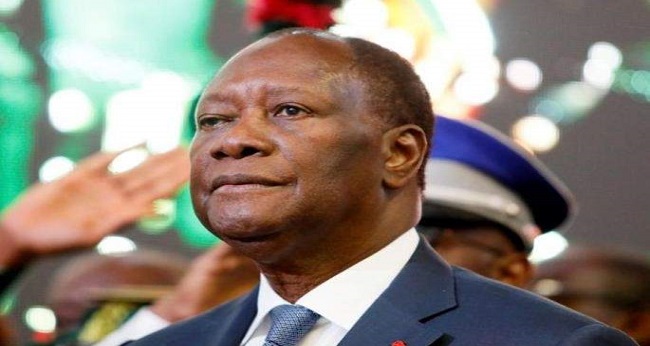 Alassane Ouattara, le regard fixé vers 2020