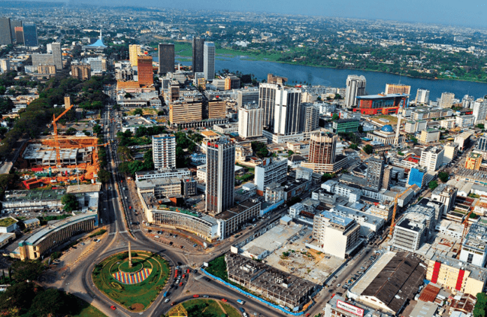 Vue aérienne d'une commune d'Abidjan
