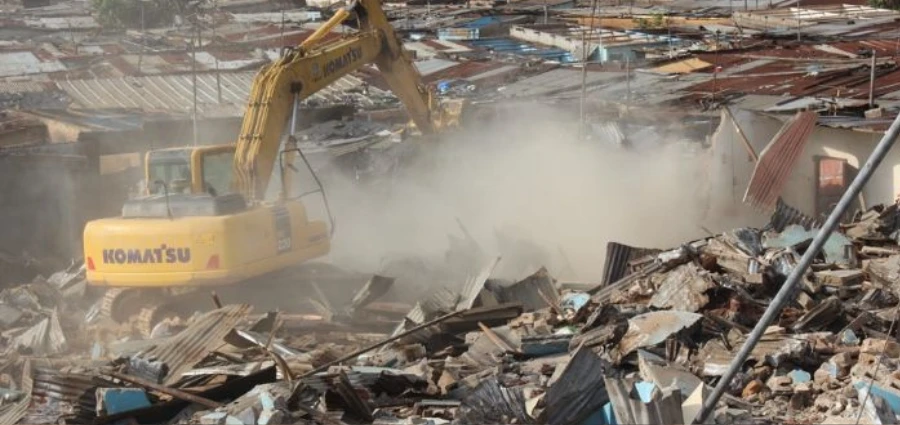 Opération de démolition dans la ville d'Abidjan