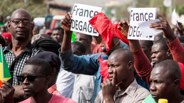le lien France-Afrique est brisé