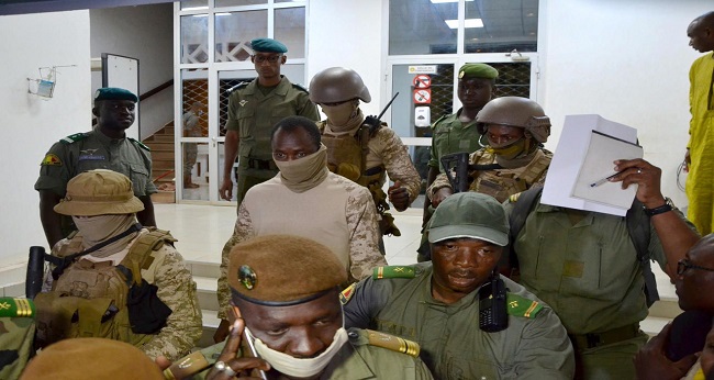 Moussa Traoré accueille la junte militaire