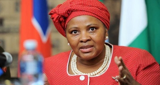 L'opposition sud-africaine demande le départ de Nosiviwe Mapisa-Nqakula