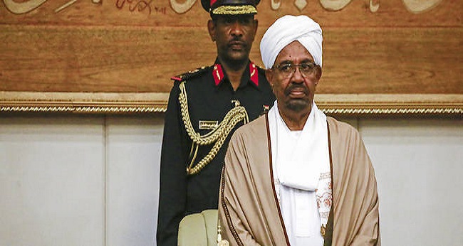 Procès d'Omar el-Béchir reporté au Soudan