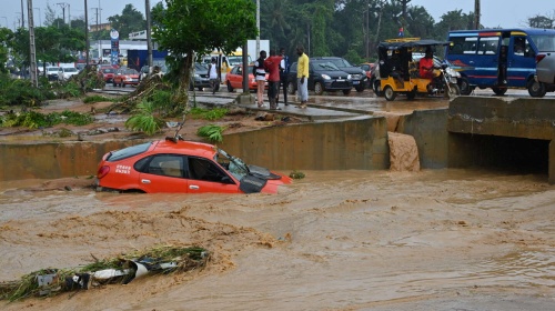 Abidjan sous les eaux de pluie