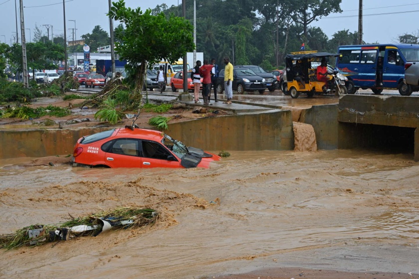 Abidjan sous les eaux de pluie