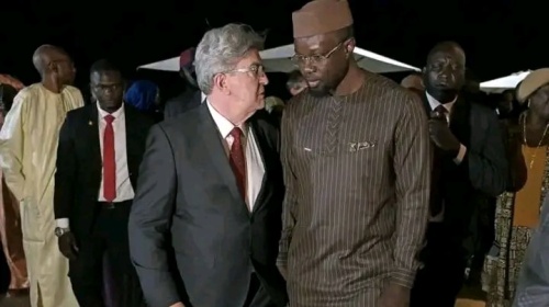 Jean-Luc Mélenchon invité au Sénégal par Ousmane Sonko