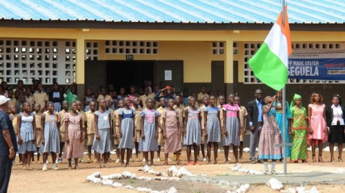 L'école ivoirienne remonte petit à petit