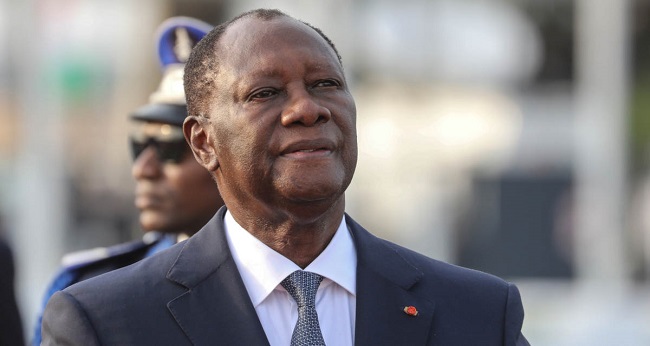 Que fait le président Alassane Ouattara ?